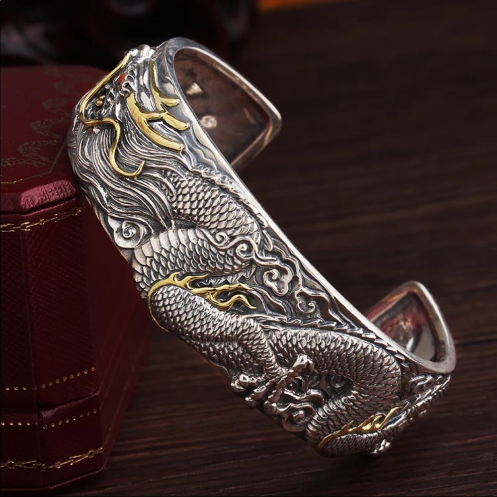 New stainless steel mens silver bramble cuff - Picture 2 of 4